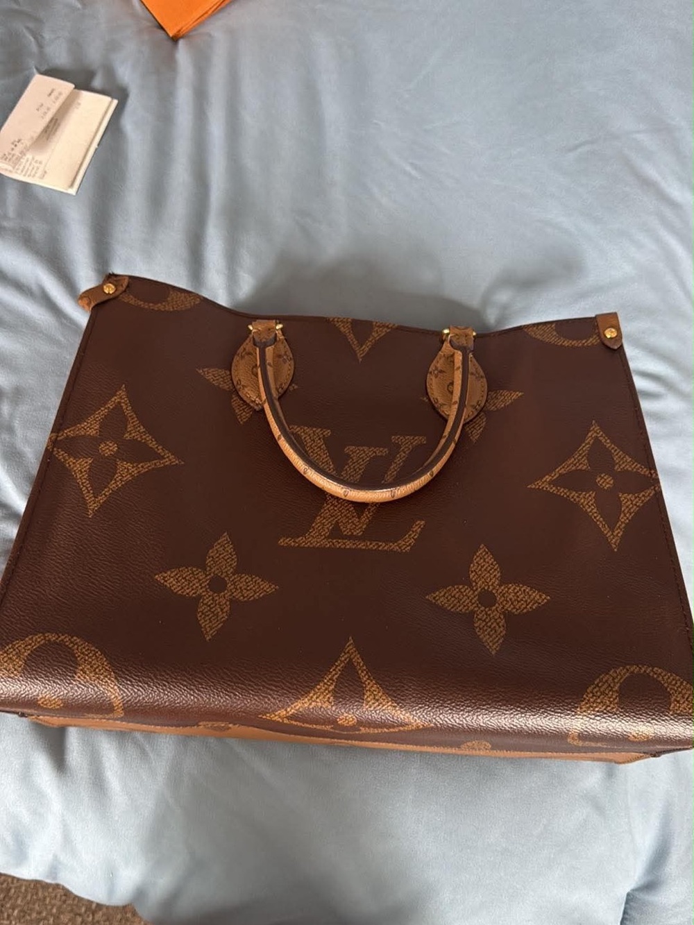 Louis Vuitton - ON THE GO MM - Picture 2 of 12